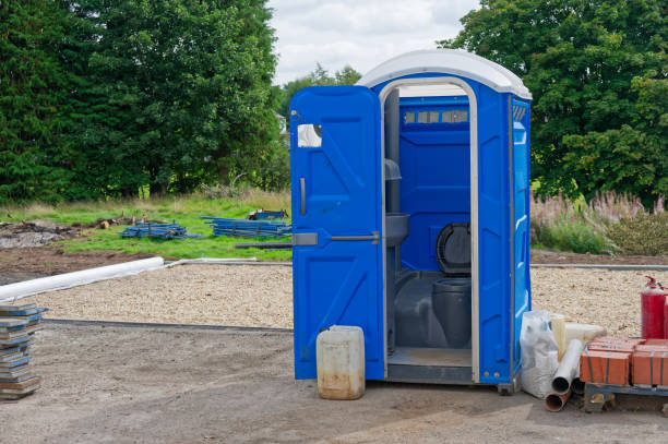 Types of Portable Toilets We Offer in Lockhart, TX